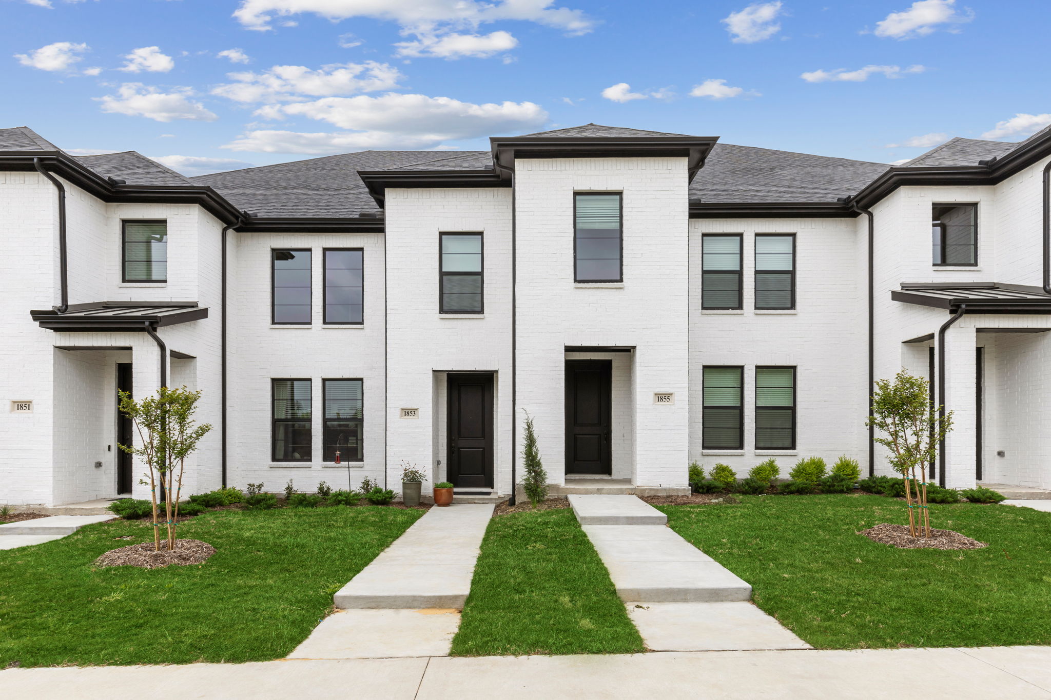 Heritage Creekside Townhomes in Plano, TX | CB JENI Homes